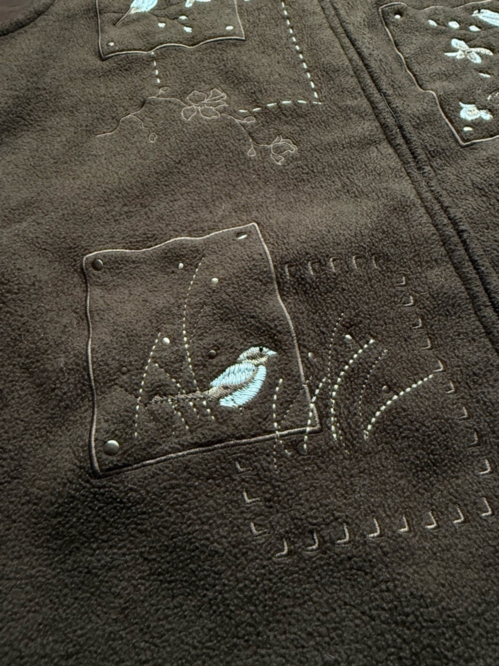 Northern Reflections Embroidered Bird Fleece - Picture 2 of 7